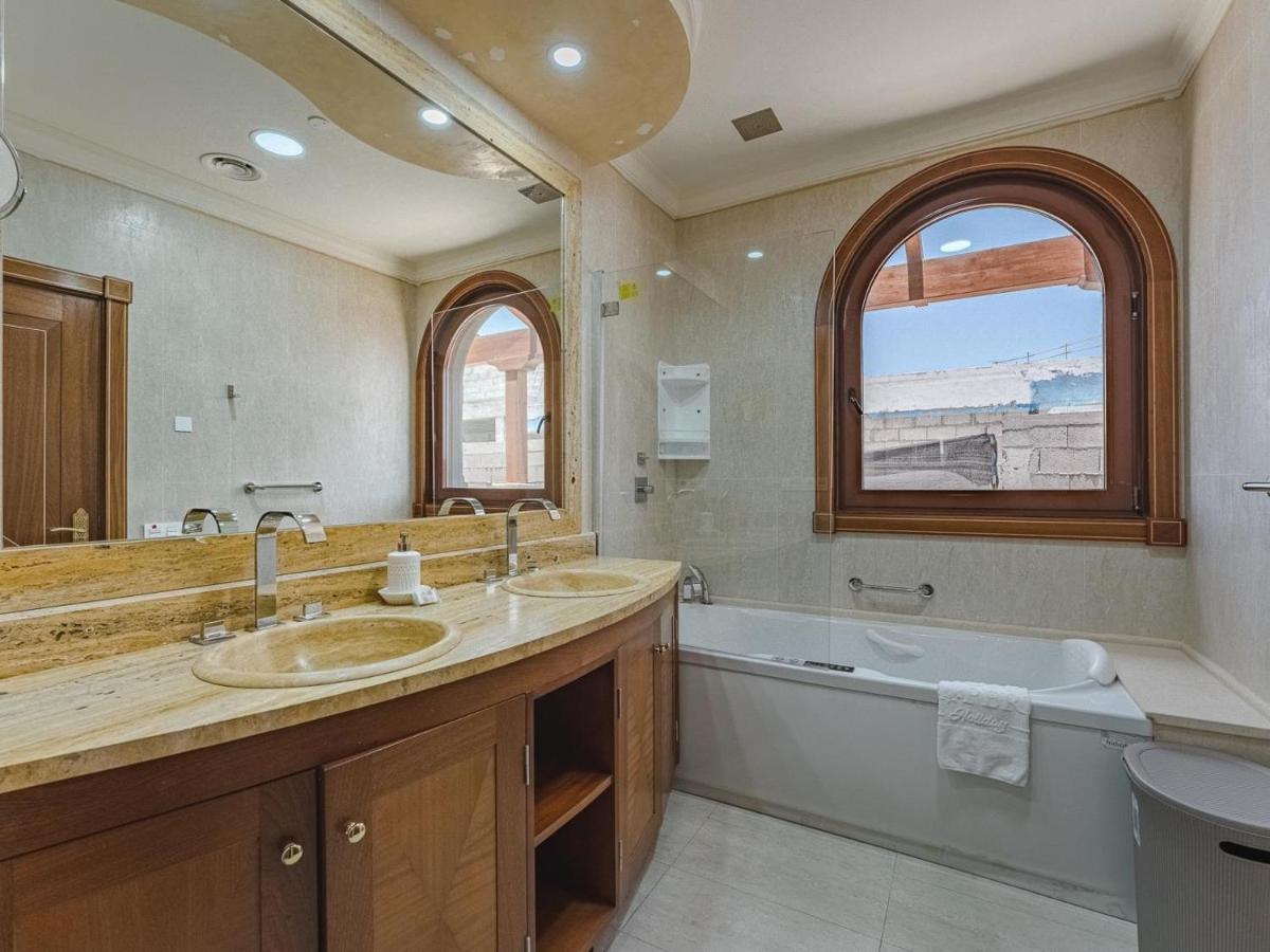 Luxury Villa Nautilus Heated Pool Spa Costa Adeje  Exterior photo